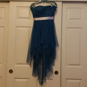 Sparkly, high-low teal prom dress